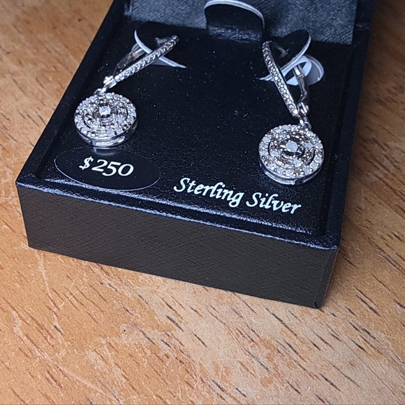 NEW Earrings MACYS 1/4 CT. TW Sterling Silver - Picture 6 of 7